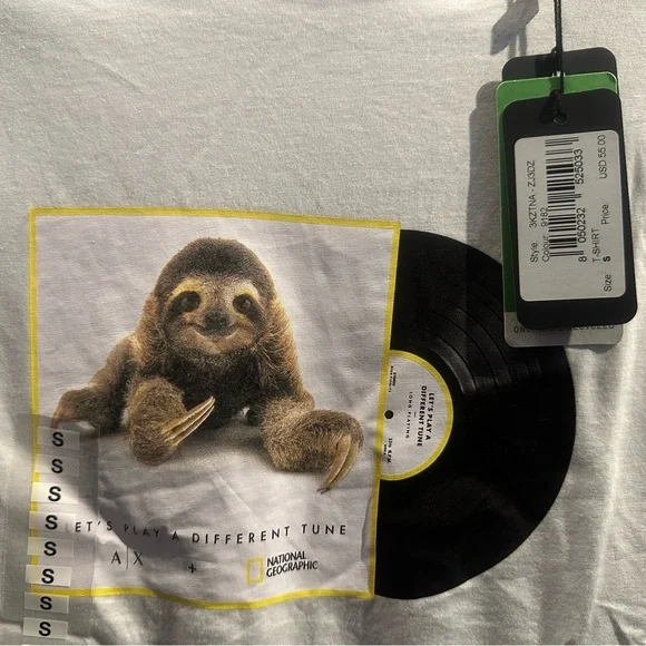 Armani Exchange x National Geo T-Shirt Size S - Picture 3 of 3